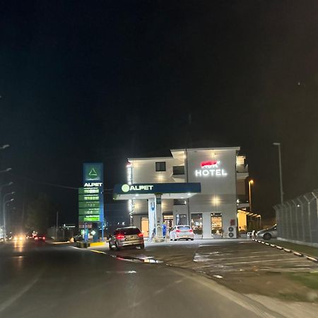 Side Airport Hotel Kruje Luaran gambar
