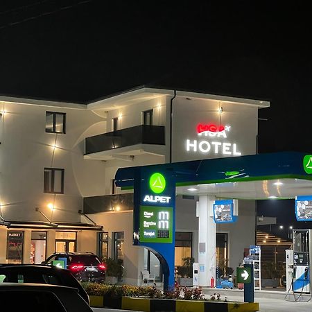 Side Airport Hotel Kruje Luaran gambar